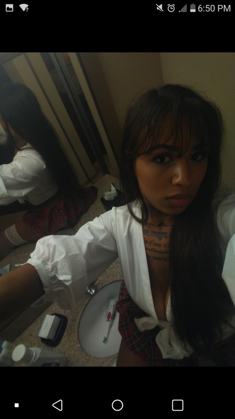 thesindesilva OnlyFans - Free Access to 32 Videos & 49 Photos Onlyfans Free Access