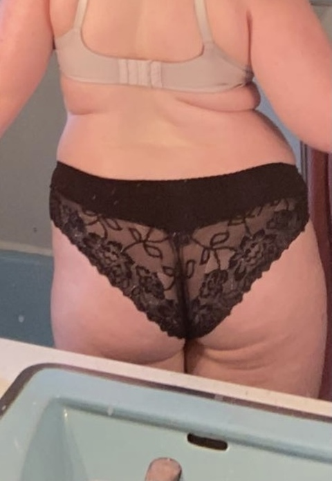 thick_bitchhhh OnlyFans - Free Access to 32 Videos & 49 Photos Onlyfans Free Access
