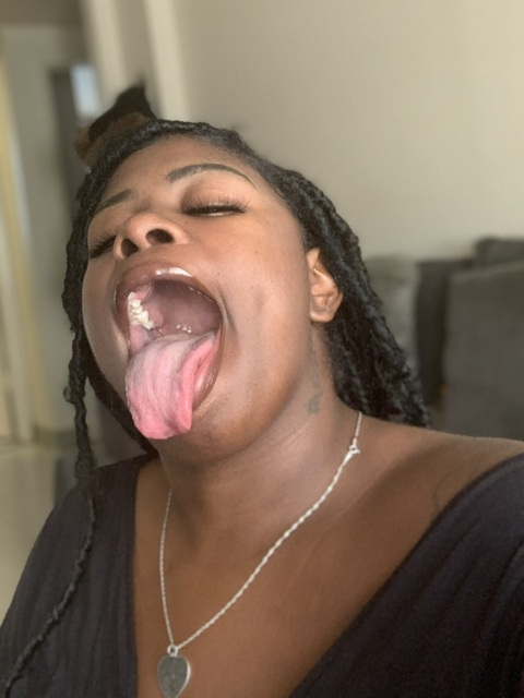 thickchocolatebunni OnlyFans - Free Access to 32 Videos & 49 Photos Onlyfans Free Access