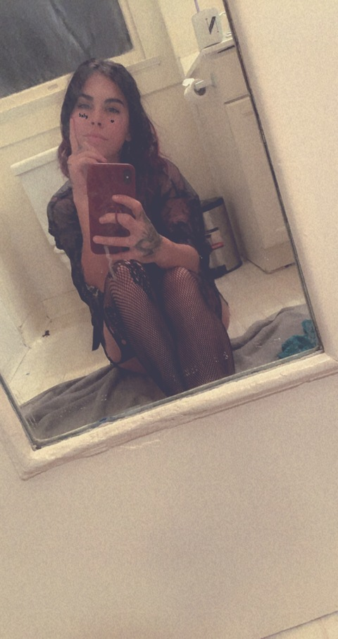 thisbitkat OnlyFans - Free Access to 32 Videos & 49 Photos Onlyfans Free Access