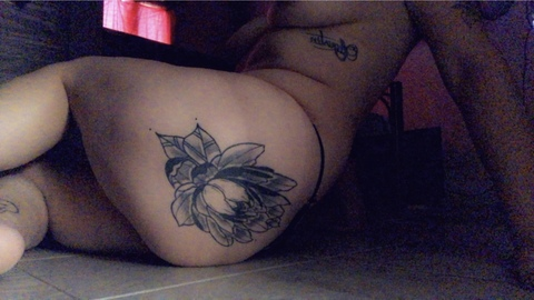 thisisalexaa OnlyFans - Free Access to 32 Videos & 49 Photos Onlyfans Free Access