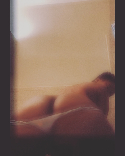 thixkmelaninn OnlyFans - Free Access to 41 Videos & 49 Photos Onlyfans Free Access