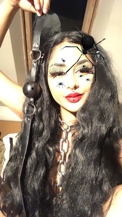 thrxat OnlyFans - Free Access to 32 Videos & 49 Photos Onlyfans Free Access