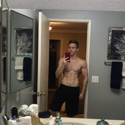 tommyleee OnlyFans - Free Access to 32 Videos & 49 Photos Onlyfans Free Access