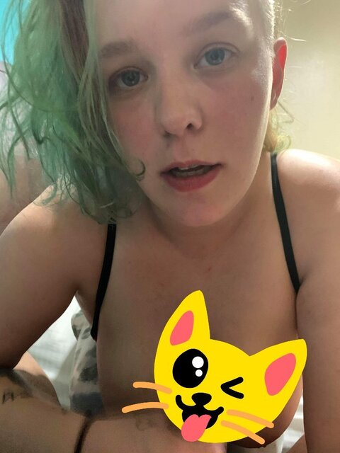 tooshy828 OnlyFans - Free Access to 39 Videos & 50 Photos Onlyfans Free Access