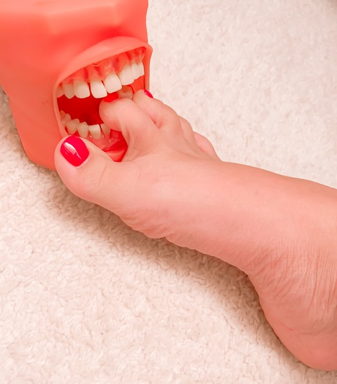 toothfairytoes OnlyFans - Free Access to 32 Videos & 49 Photos Onlyfans Free Access