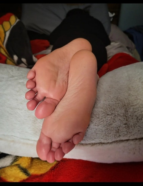 torisfeetphotos OnlyFans - Free Access to 32 Videos & 49 Photos Onlyfans Free Access