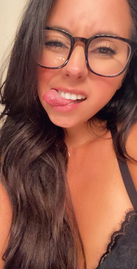 tt_andrea OnlyFans - Free Access to 32 Videos & 49 Photos Onlyfans Free Access