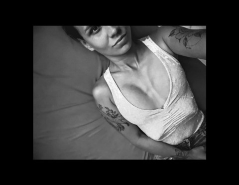 tu_aniela OnlyFans - Free Access to 32 Videos & 69 Photos Onlyfans Free Access