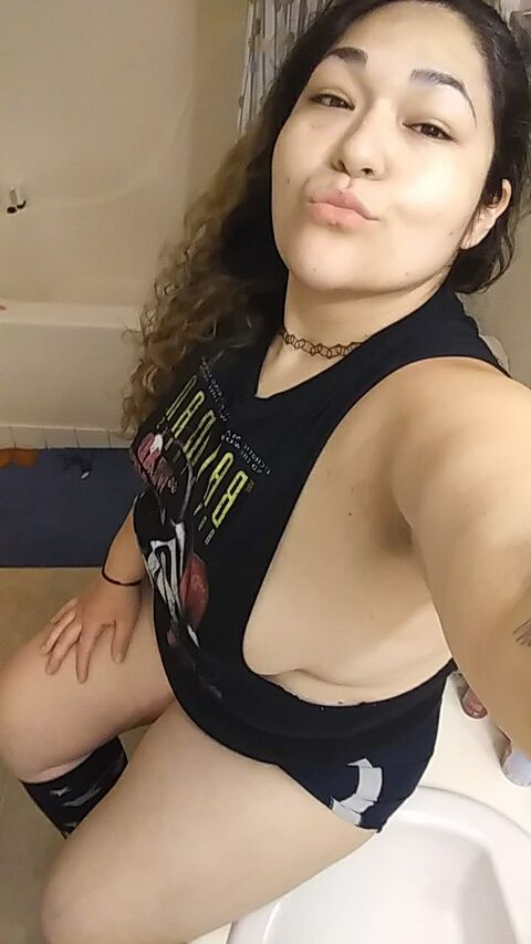 tutiwitdabooty OnlyFans - Free Access to 32 Videos & 49 Photos Onlyfans Free Access