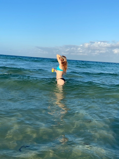 twistedzona OnlyFans - Free Access to 32 Videos & 49 Photos Onlyfans Free Access