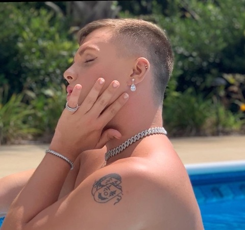 tylerstreat OnlyFans - Free Access to 32 Videos & 49 Photos Onlyfans Free Access