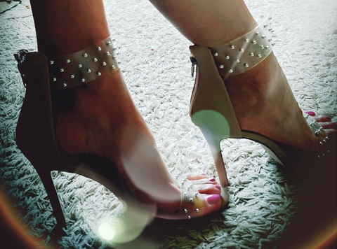 u126028055 OnlyFans - Free Access to 32 Videos & 49 Photos Onlyfans Free Access