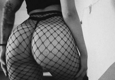 u154315766 OnlyFans - Free Access to 32 Videos & 49 Photos Onlyfans Free Access