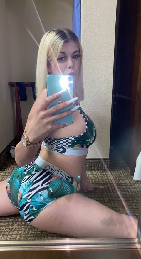 u173972329 OnlyFans - Free Access to 32 Videos & 49 Photos Onlyfans Free Access
