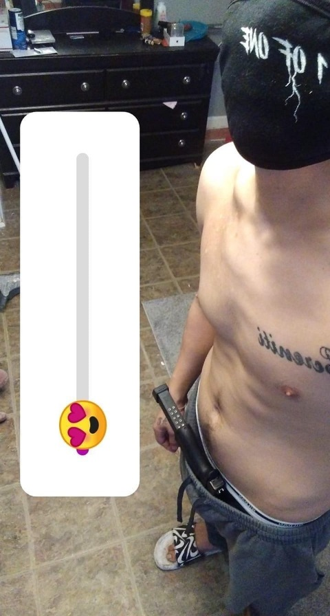 u180579884 OnlyFans - Free Access to 32 Videos & 49 Photos Onlyfans Free Access