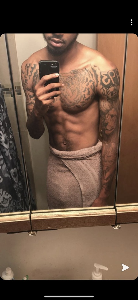 u18546463 OnlyFans - Free Access to 32 Videos & 49 Photos Onlyfans Free Access