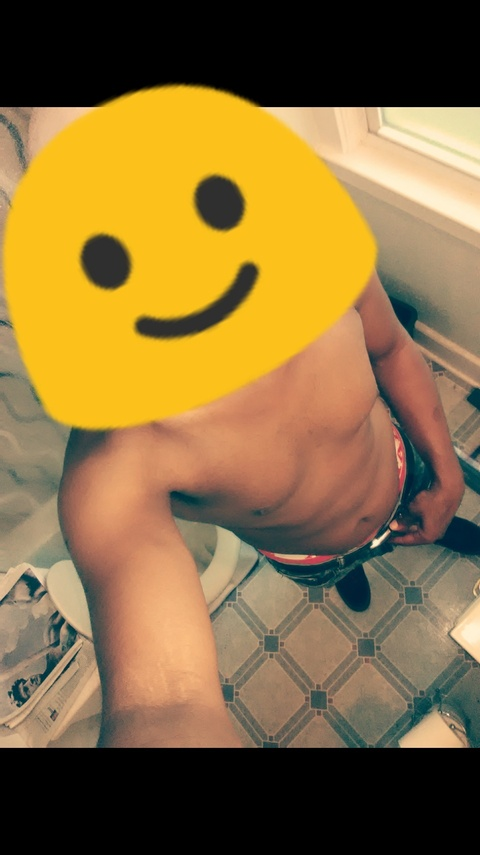 u18649418 OnlyFans - Free Access to 32 Videos & 49 Photos Onlyfans Free Access