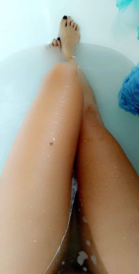 u189342790 OnlyFans - Free Access to 32 Videos & 49 Photos Onlyfans Free Access