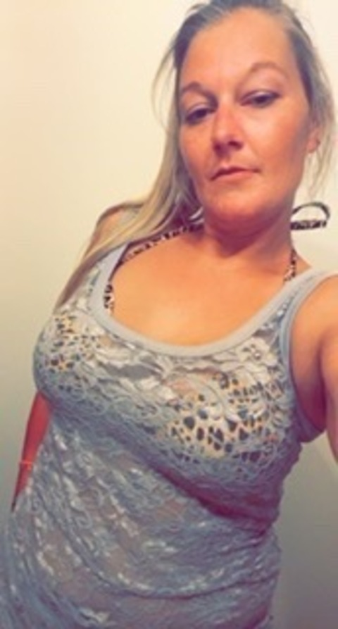 u190204746 OnlyFans - Free Access to 32 Videos & 49 Photos Onlyfans Free Access