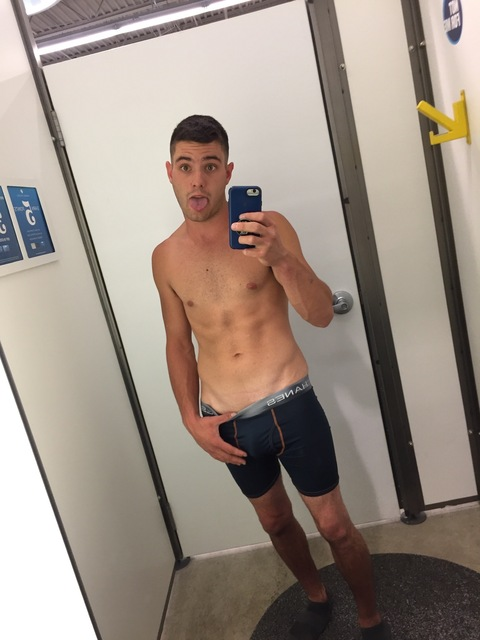 u198142740 OnlyFans - Free Access to 32 Videos & 49 Photos Onlyfans Free Access
