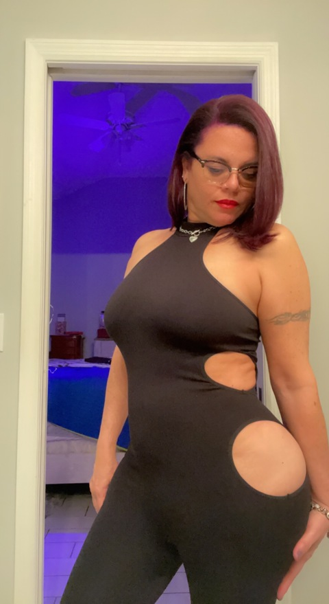 u208357042 OnlyFans - Free Access to 32 Videos & 51 Photos Onlyfans Free Access