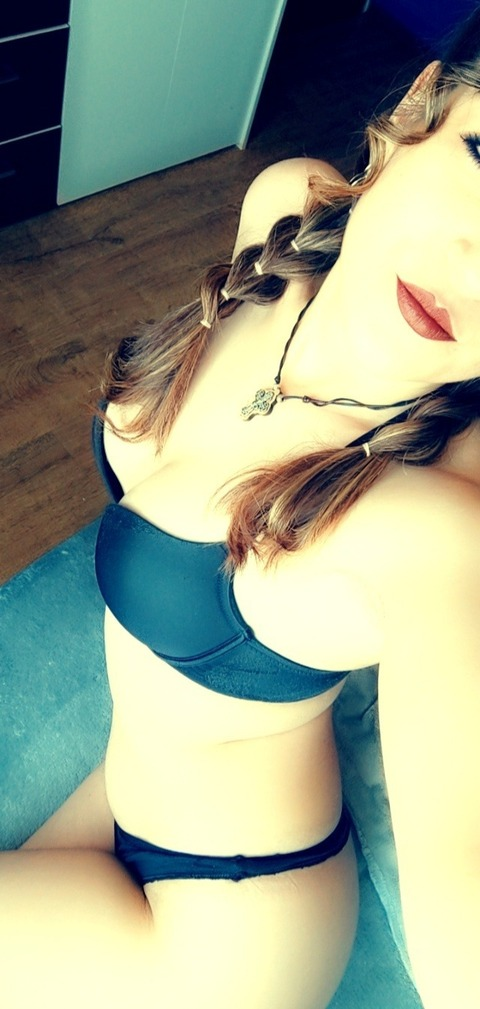 u214020790 OnlyFans - Free Access to 32 Videos & 49 Photos Onlyfans Free Access