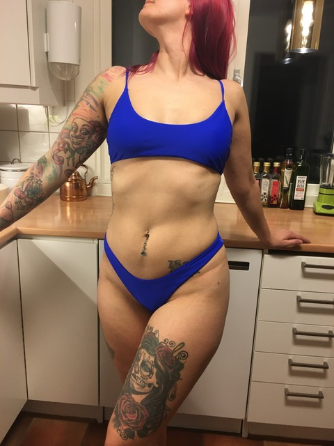 u214415963 OnlyFans - Free Access to 32 Videos & 49 Photos Onlyfans Free Access