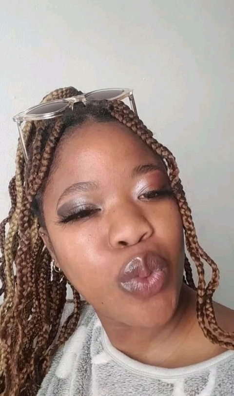 u217891080 OnlyFans - Free Access to 32 Videos & 49 Photos Onlyfans Free Access