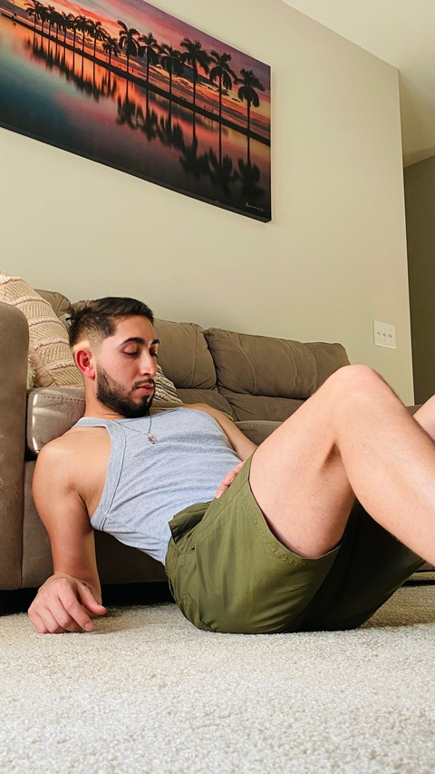 u219634760 OnlyFans - Free Access to 32 Videos & 49 Photos Onlyfans Free Access