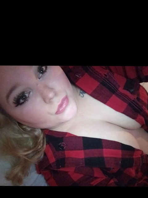 u226504235 OnlyFans - Free Access to 32 Videos & 53 Photos Onlyfans Free Access