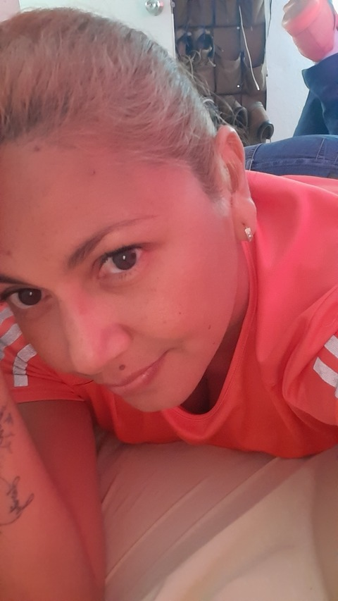 u240488183 OnlyFans - Free Access to 32 Videos & 49 Photos Onlyfans Free Access