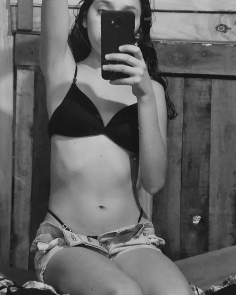 u240671140 OnlyFans - Free Access to 32 Videos & 49 Photos Onlyfans Free Access