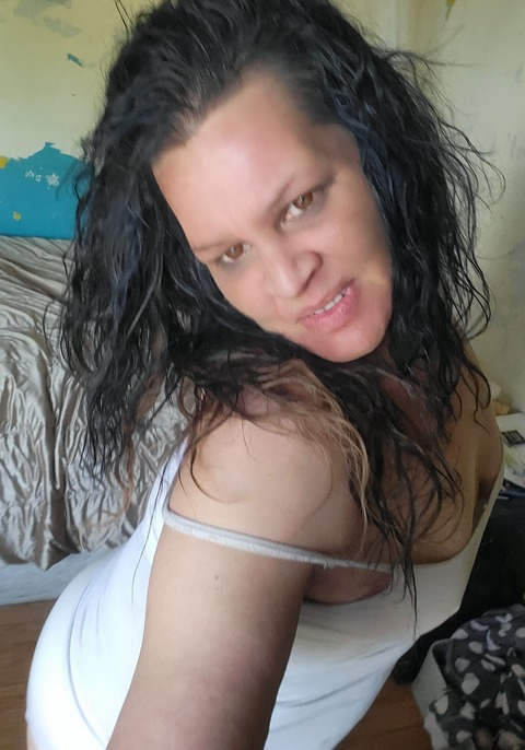 u242098567 OnlyFans - Free Access to 32 Videos & 49 Photos Onlyfans Free Access