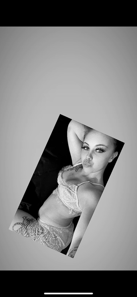 u247533595 OnlyFans - Free Access to 32 Videos & 49 Photos Onlyfans Free Access