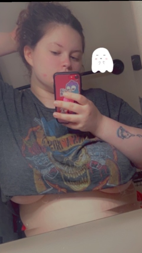 u252044146 OnlyFans - Free Access to 32 Videos & 49 Photos Onlyfans Free Access