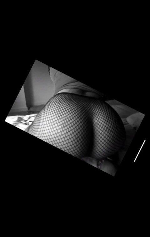 u252792317 OnlyFans - Free Access to 32 Videos & 49 Photos Onlyfans Free Access