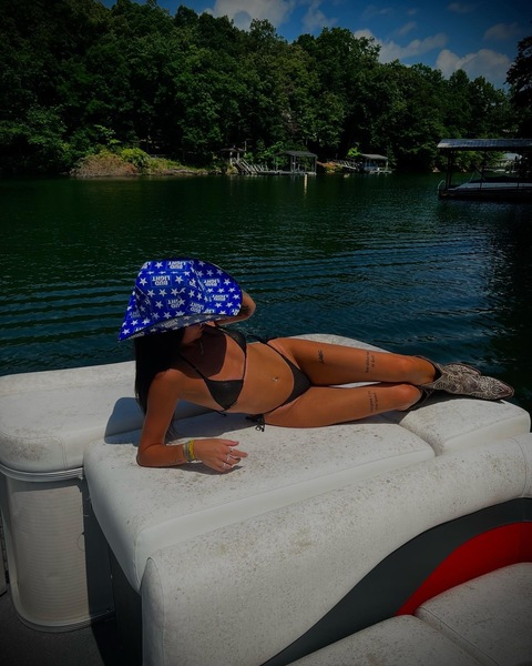 u53888997 OnlyFans - Free Access to 32 Videos & 49 Photos Onlyfans Free Access