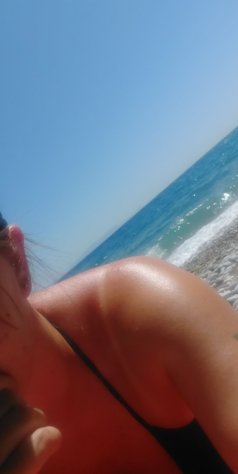 ukkeke697 OnlyFans - Free Access to 32 Videos & 96 Photos Onlyfans Free Access