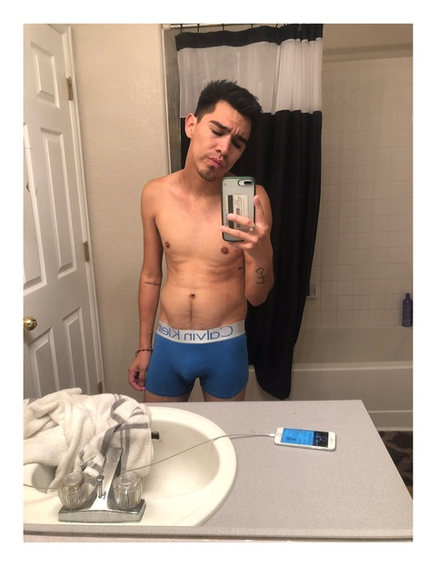 uncuttwink OnlyFans - Free Access to 67 Videos & 49 Photos Onlyfans Free Access