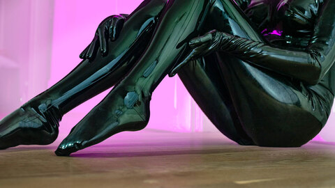 velia OnlyFans - Free Access to 32 Videos & 49 Photos Onlyfans Free Access