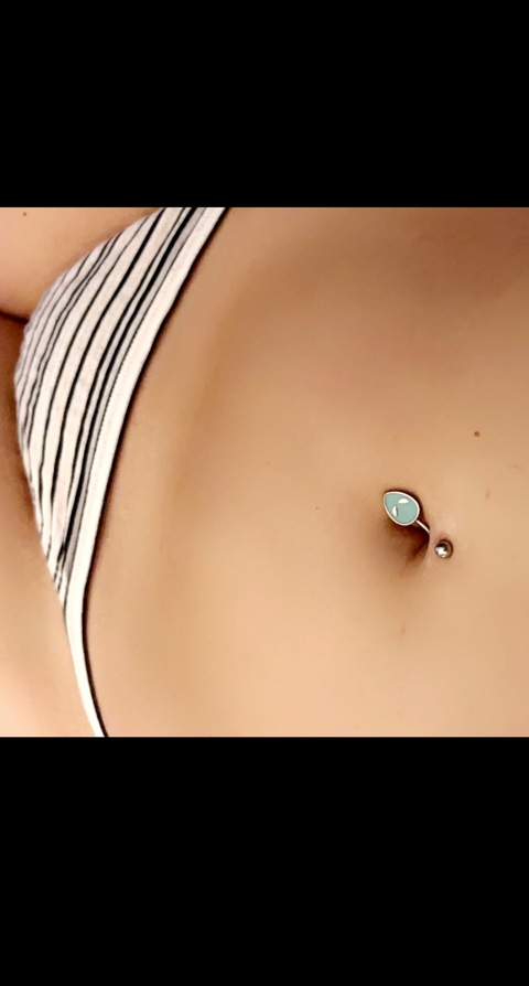 vickieekayy06 OnlyFans - Free Access to 32 Videos & 49 Photos Onlyfans Free Access