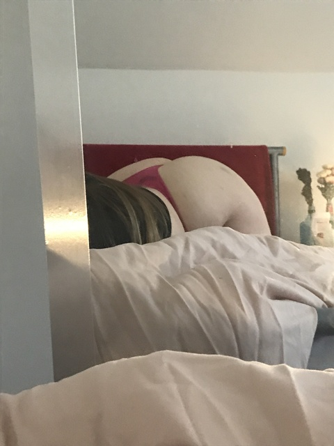 victoriapeaches OnlyFans - Free Access to 96 Videos & 558 Photos Onlyfans Free Access