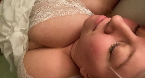 vinarose OnlyFans - Free Access to 45 Videos & 181 Photos Onlyfans Free Access