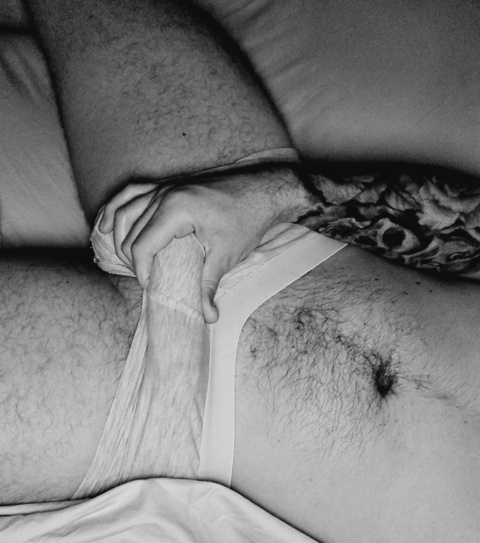 vzhley OnlyFans - Free Access to 32 Videos & 49 Photos Onlyfans Free Access