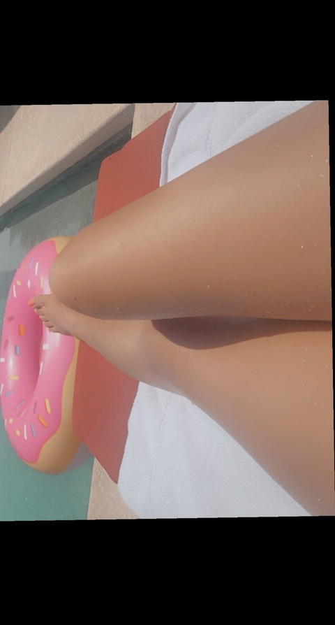 wanderingfeetbyadri OnlyFans - Free Access to 32 Videos & 49 Photos Onlyfans Free Access