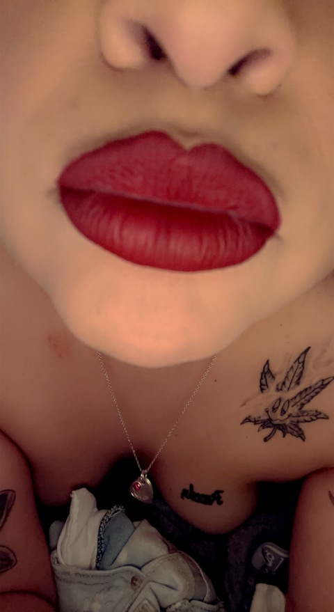wapbeautyqueen6 OnlyFans - Free Access to 32 Videos & 49 Photos Onlyfans Free Access