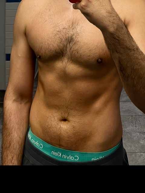 whatsupg OnlyFans - Free Access to 32 Videos & 49 Photos Onlyfans Free Access