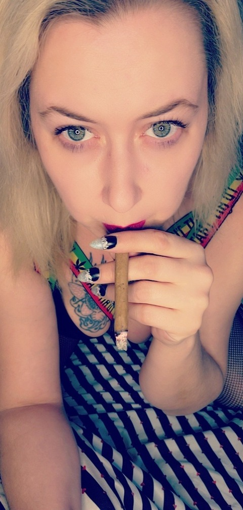 whydontyoudoright OnlyFans - Free Access to 34 Videos & 50 Photos Onlyfans Free Access