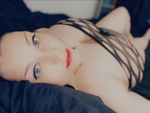 wickedwednesday69 OnlyFans - Free Access to 32 Videos & 158 Photos Onlyfans Free Access